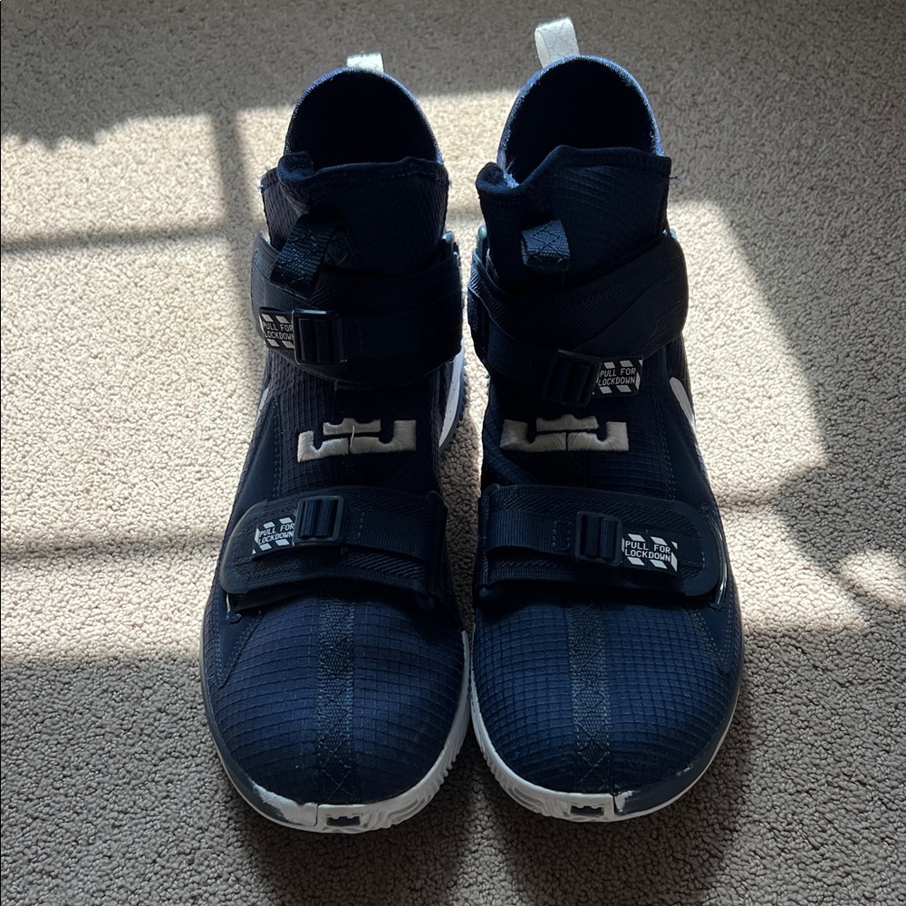 LeBron Soldier 13 Midnight Navy
